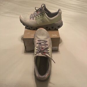 On Cloudswift tennis shoes